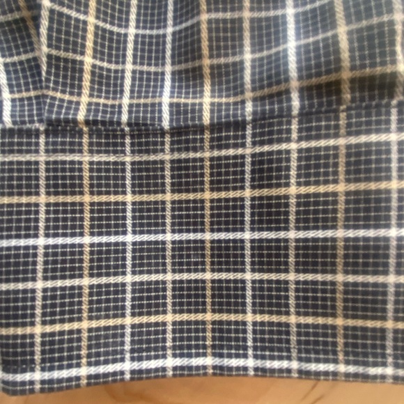 Roundtree & Yorke black check shirt size closet - Picture 8 of 16